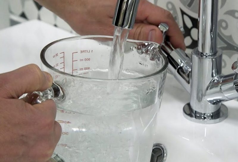 Metoda manuala de testare a presiunii apei de la robinet BlogdeInstalatii.ro